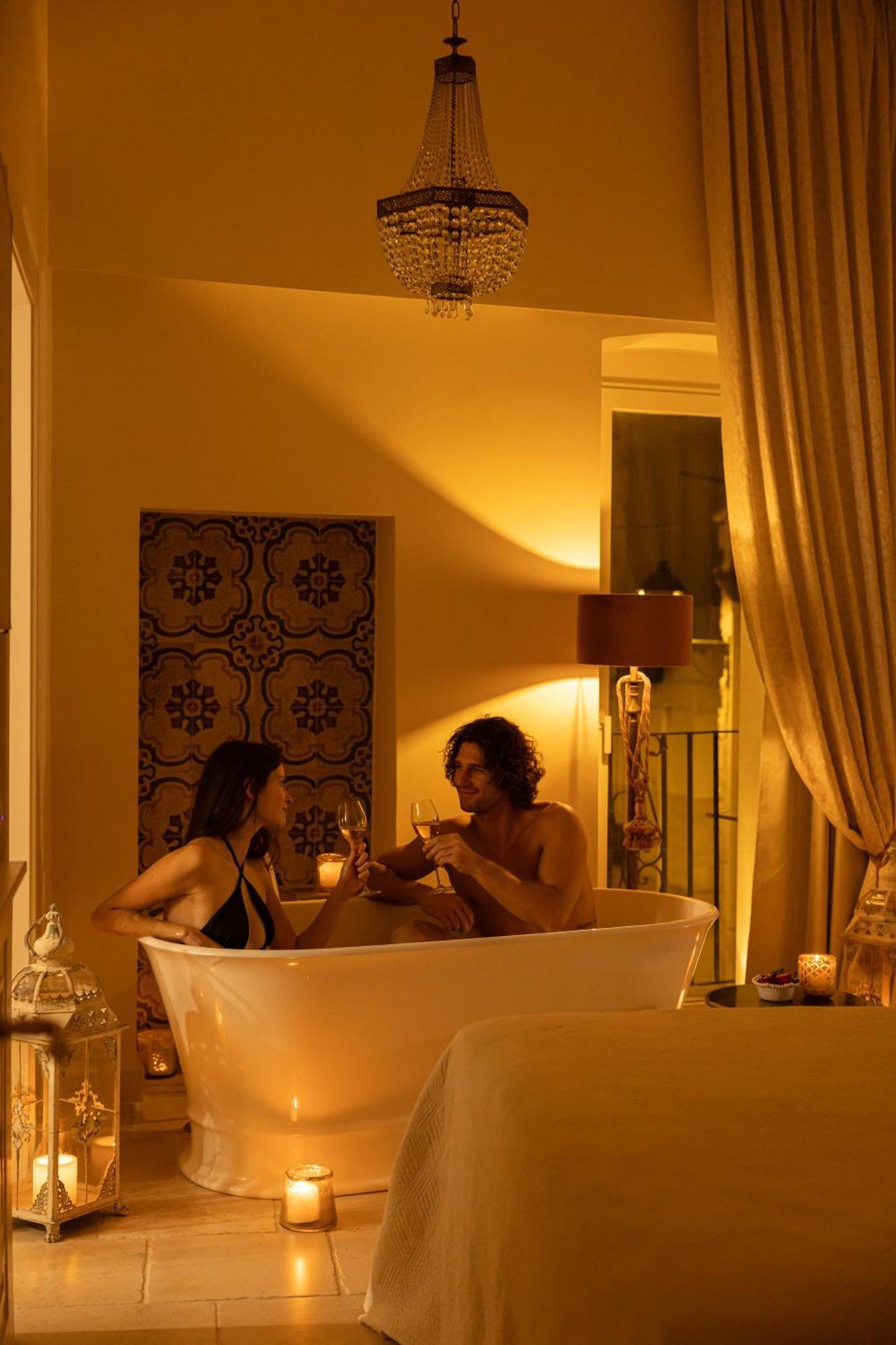 Dimore Di Brando Vico Gelso โปลีญาโนอามาเร ภายนอก รูปภาพ